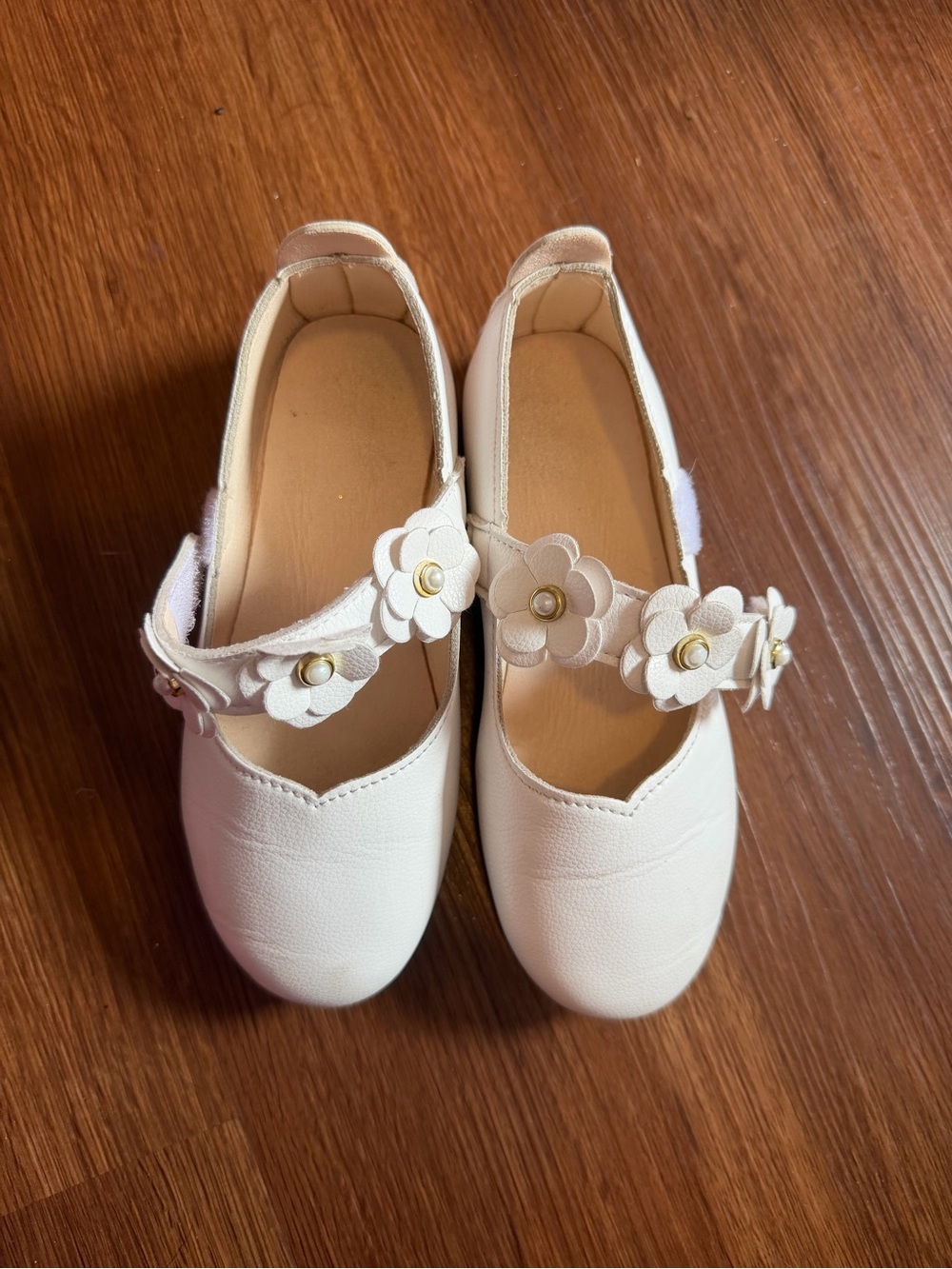 Girls White Floral Dress Shoes